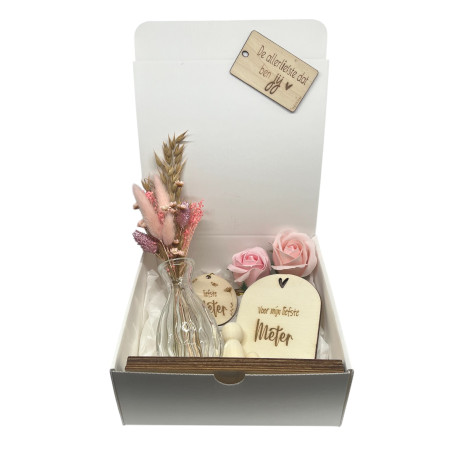 copy of Geschenkbox liefste meter - Swarovski- beige