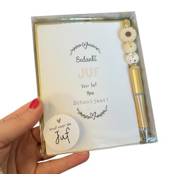 Kralenpen en kaartje JUF