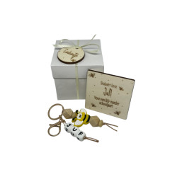 Cadeaudoosje juf bij-zonder sleutelhanger