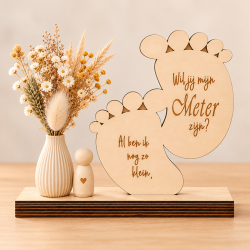 Tekstbord met voetjes en bloemetjes | Gepersonaliseerd meter cadeau
