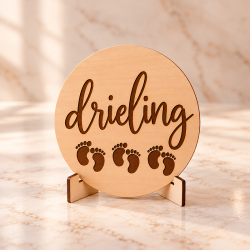 Tekstbord aankondiging drieling