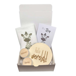 Geschenkbox kraamcadeau zebra halo wereld met bewaardoosje en handdoek.