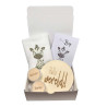 Geschenkbox kraamcadeau zebra halo wereld met bewaardoosje en handdoek.