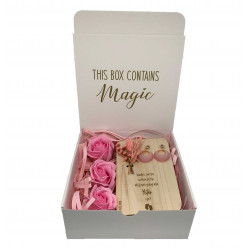 This box contains magic - roze