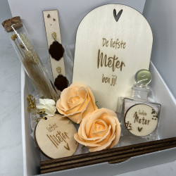 copy of Geschenkbox liefste meter - hartje- paars