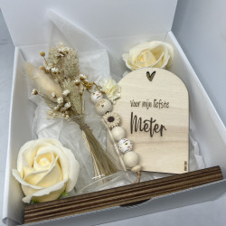 copy of Geschenkbox liefste meter - Swarovski- beige