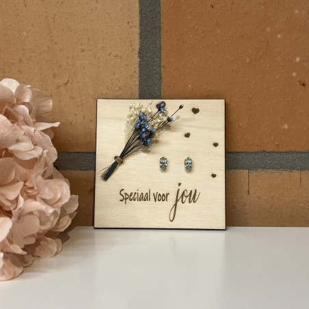 Houten kaartje en oorbellen - de liefste